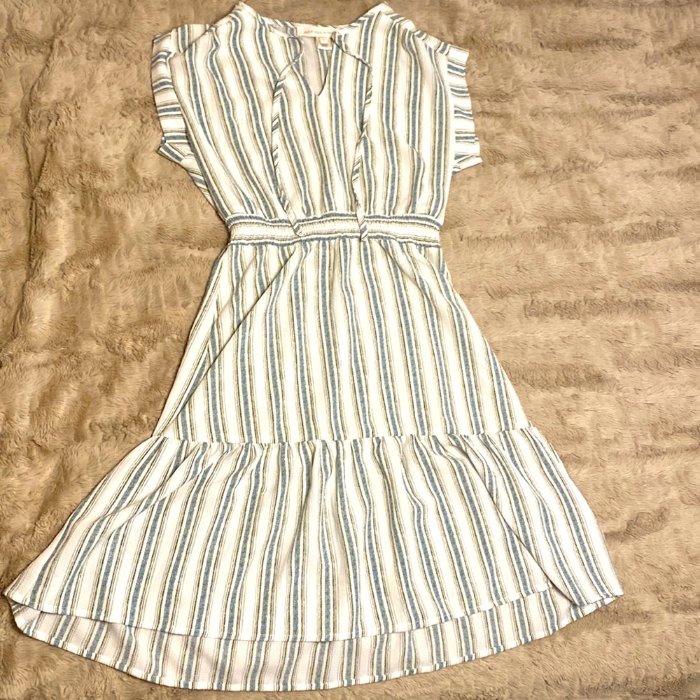 MIDI dress, light material brand Monteau size small